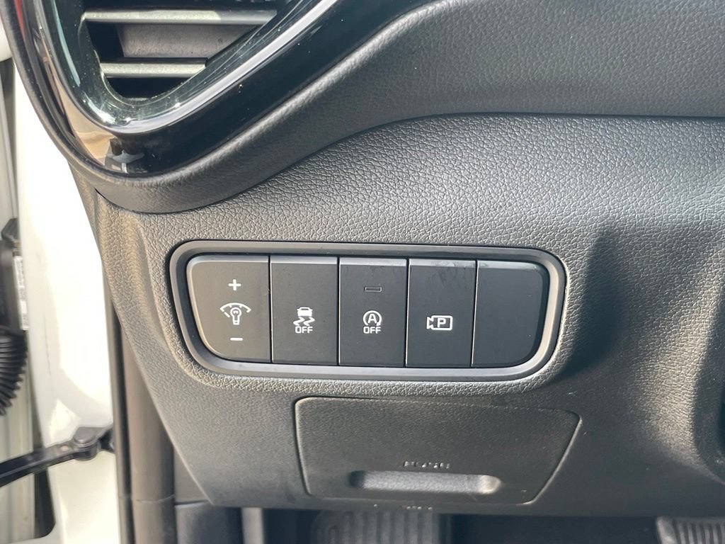 Certified 2023 Kia Soul GT-Line FWD image 11