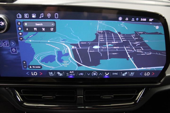 New 2026 Chevrolet Equinox EV RS image 5