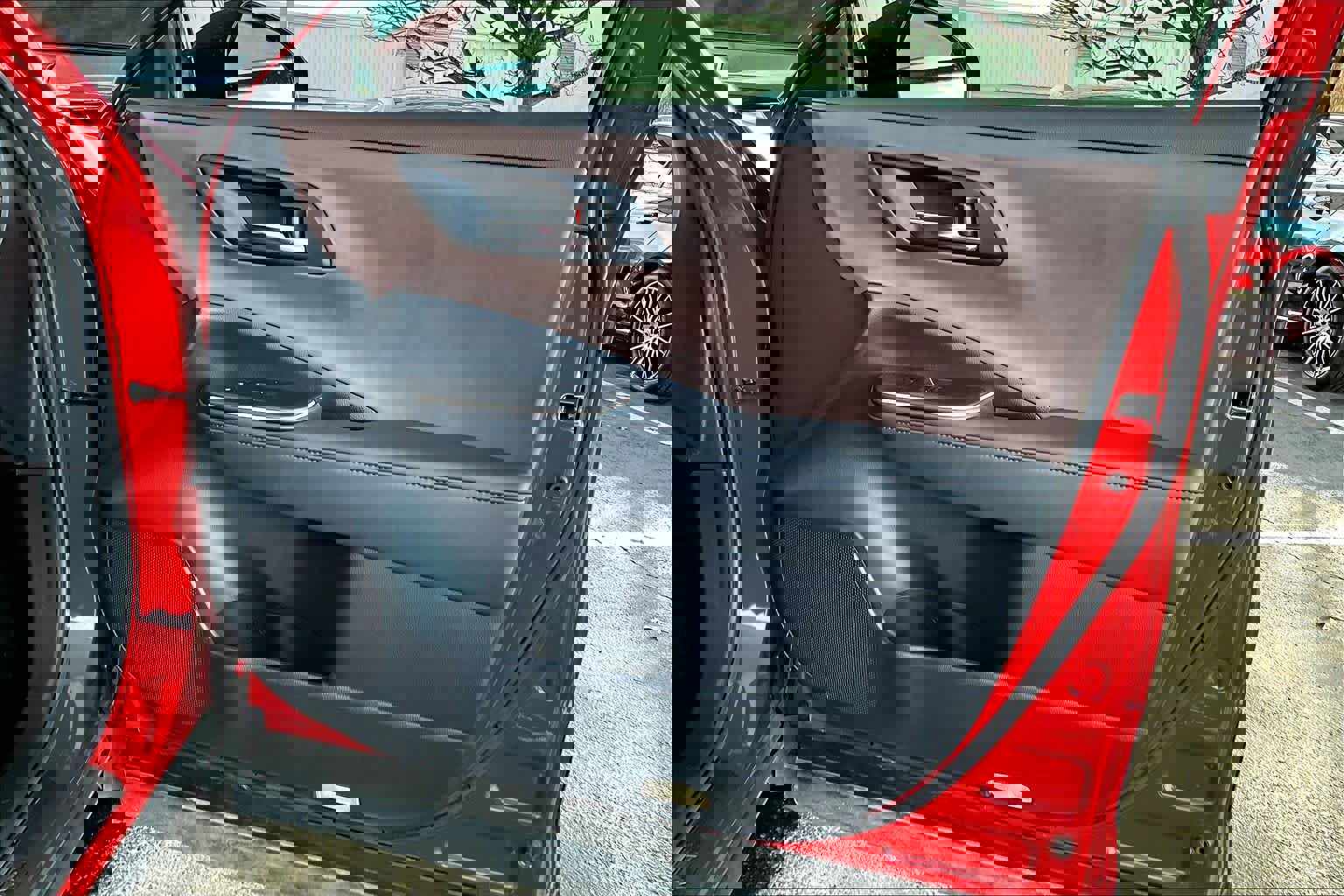 Used 2023 Toyota Crown Limited image 22