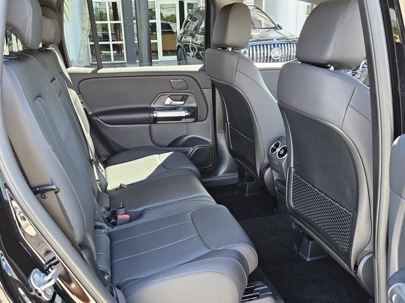 New 2026 Mercedes-Benz GLB 250 image 18