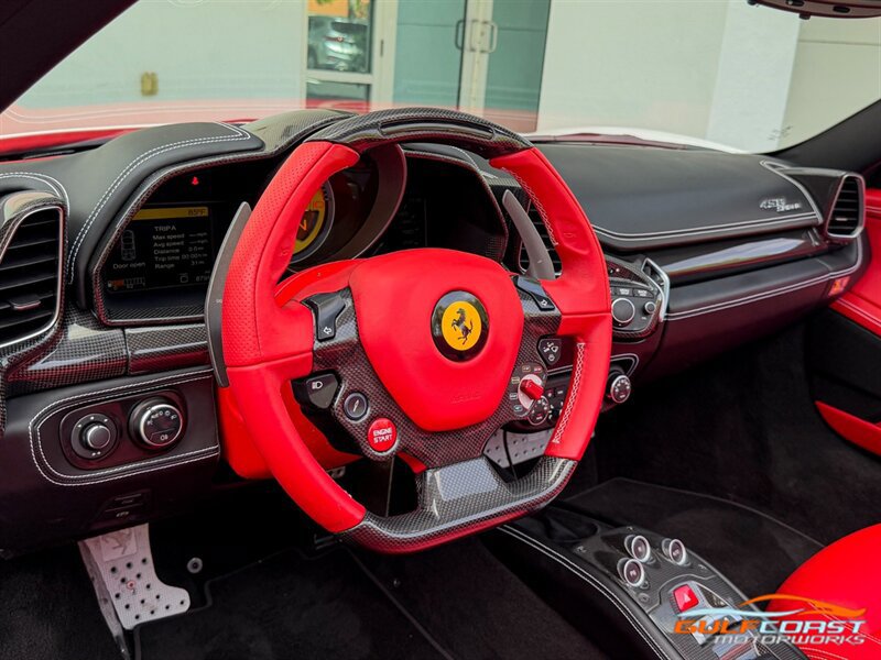 Used 2014 Ferrari 458 Spider RWD image 12