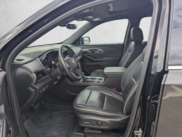 Used 2023 Chevrolet Traverse Premier image 10