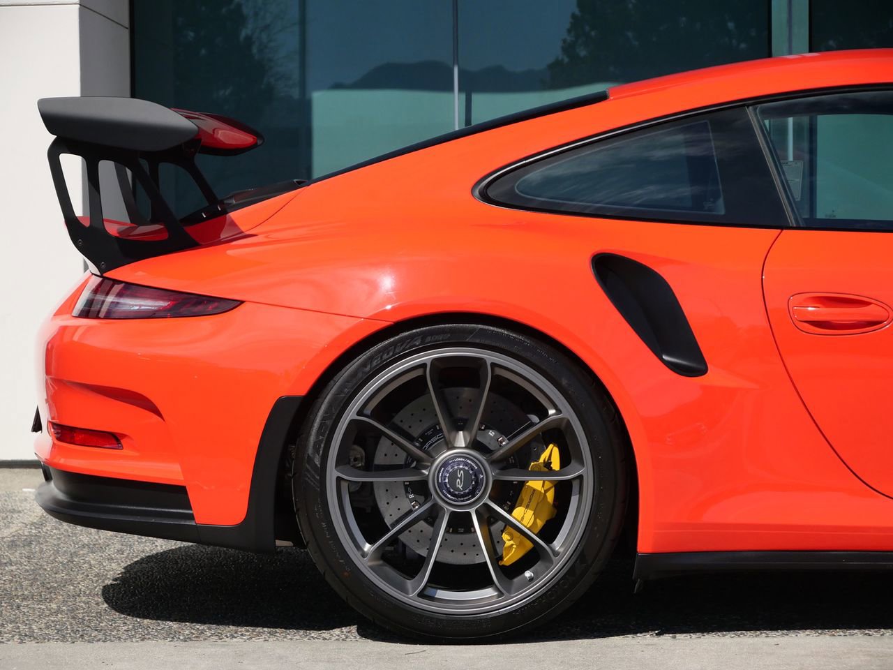 Used 2016 Porsche 911 GT3 RS image 8