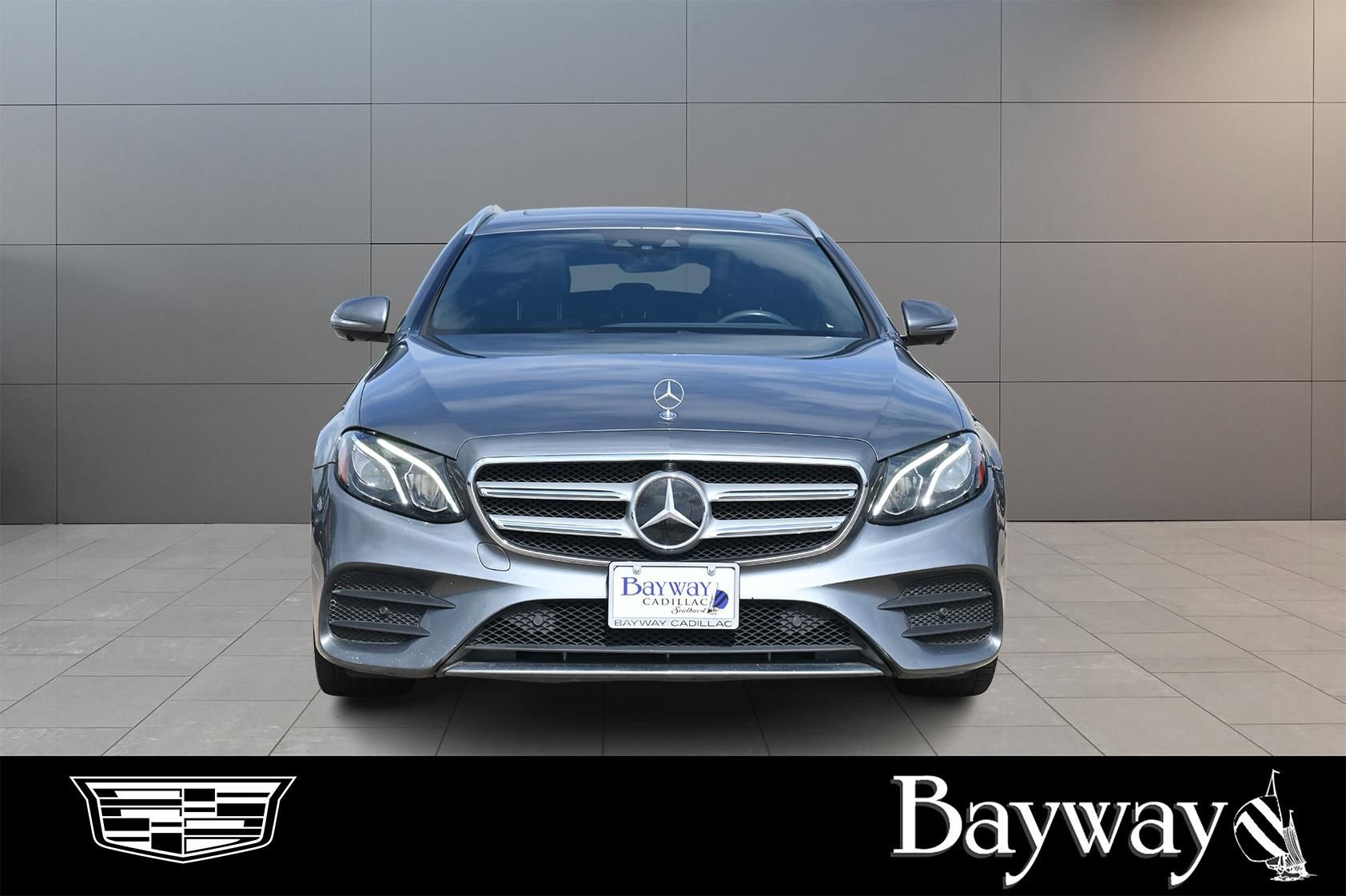 Used 2019 Mercedes-Benz E 450 4MATIC Wagon image 2