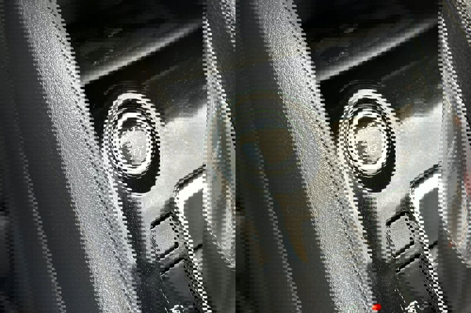 New 2025 Nissan Versa SR w/ Trunk Package image 21