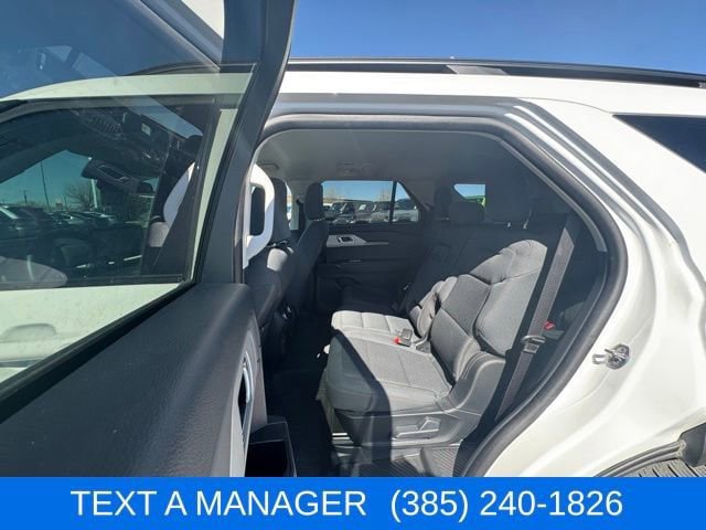 Used 2025 Ford Explorer Active image 12