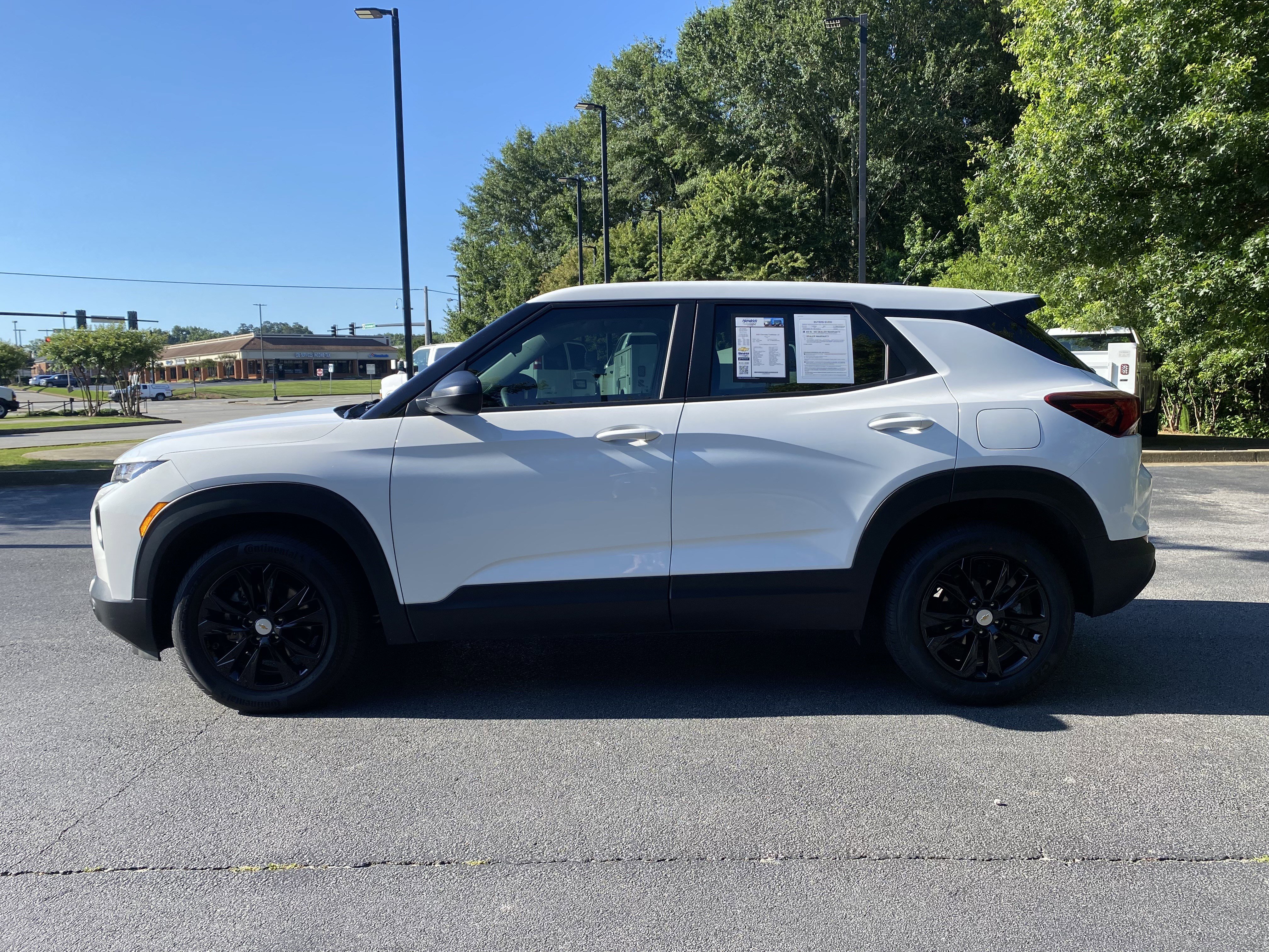 Used 2023 Chevrolet TrailBlazer LS FWD image 6