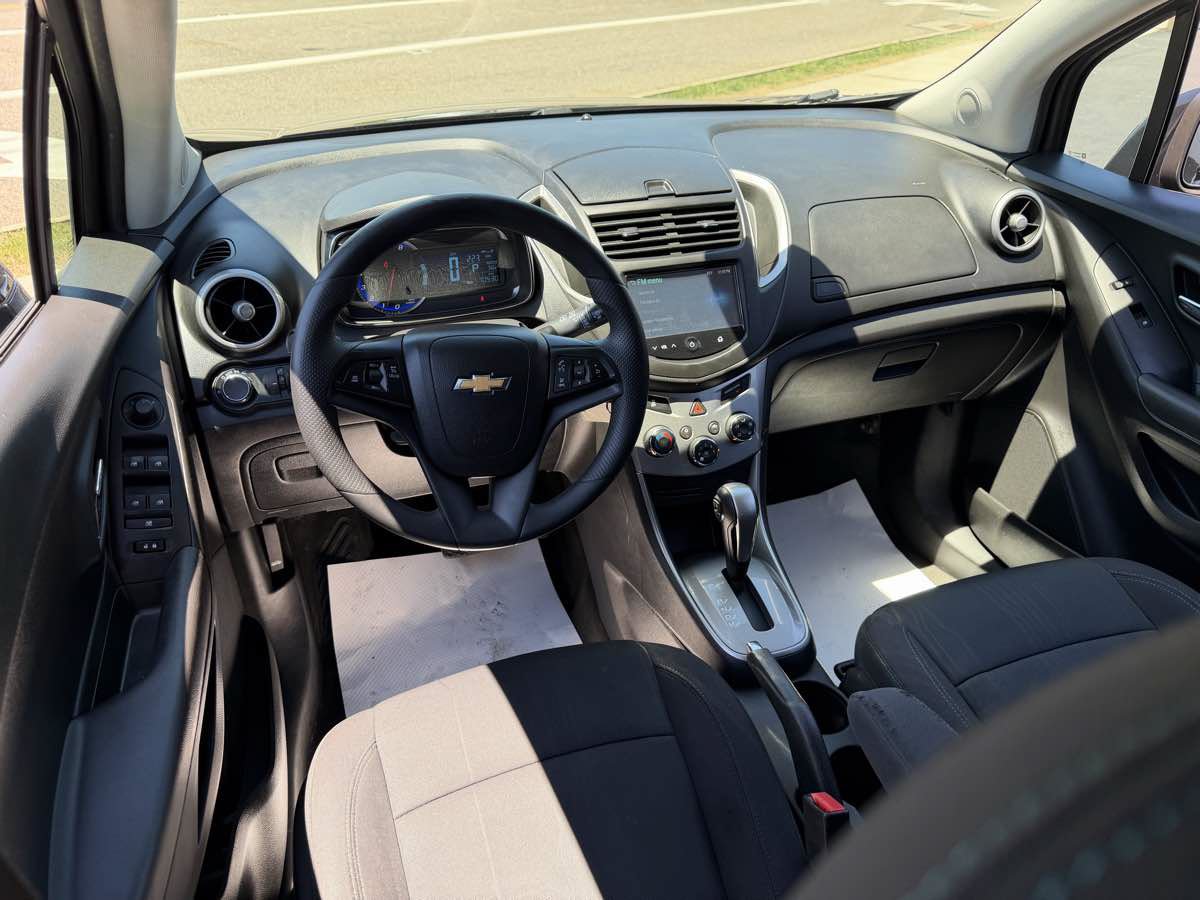 Used 2016 Chevrolet Trax LT AWD/4WD image 12