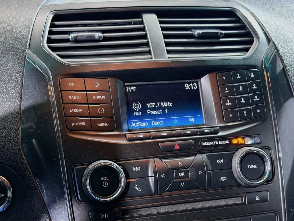 Used 2016 Ford Explorer XLT AWD/4WD image 15