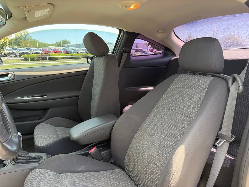 Used 2010 Chevrolet Cobalt LT w/ Preferred Equipment Group FWD image 28