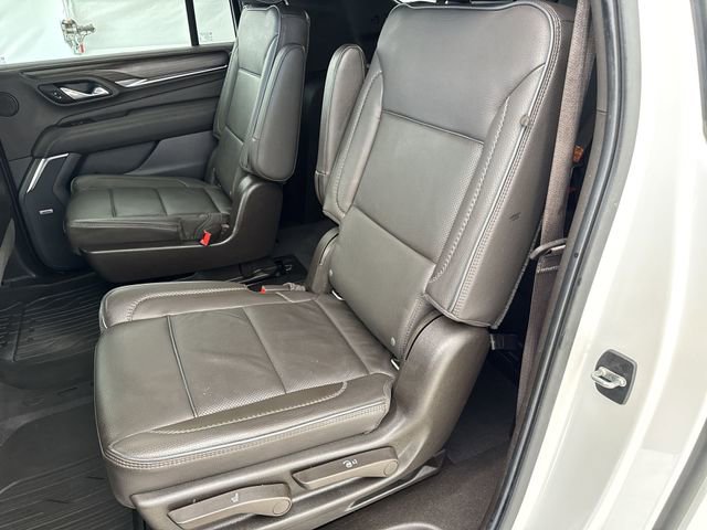 Used 2021 GMC Yukon XL Denali w/ Denali Premium Package image 26