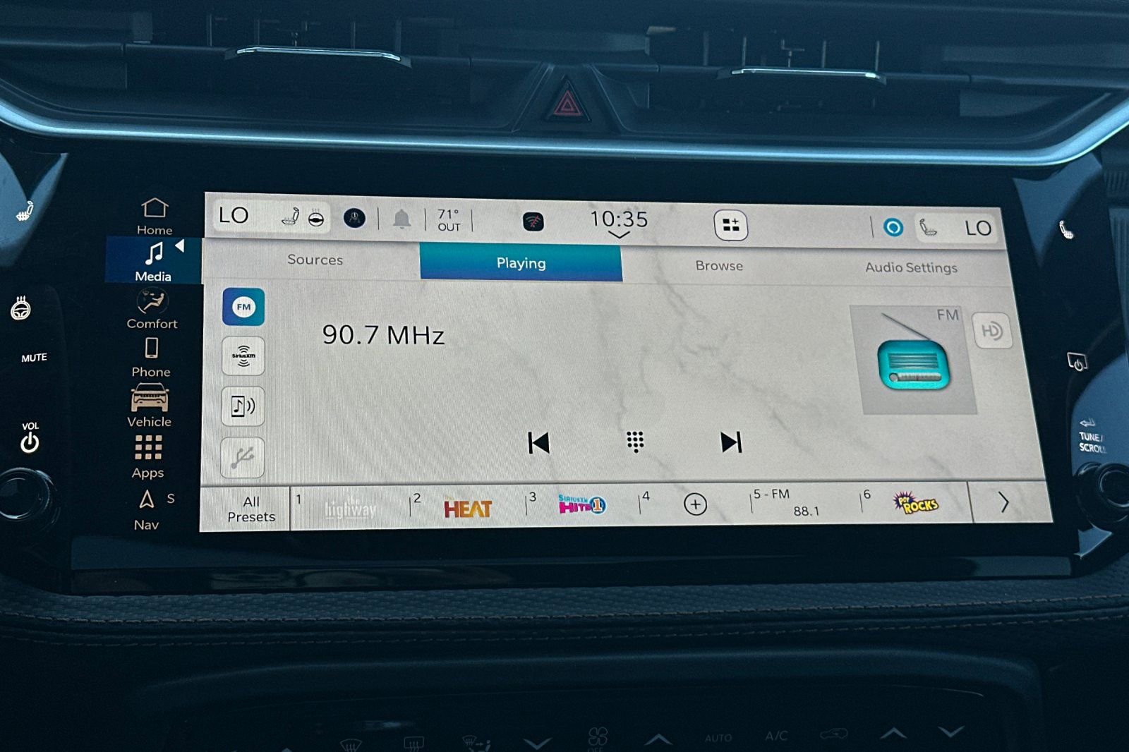 New 2026 Jeep Cherokee Overland image 15