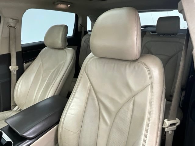 Used 2017 Lincoln MKX Select w/ Select Plus Package FWD image 7