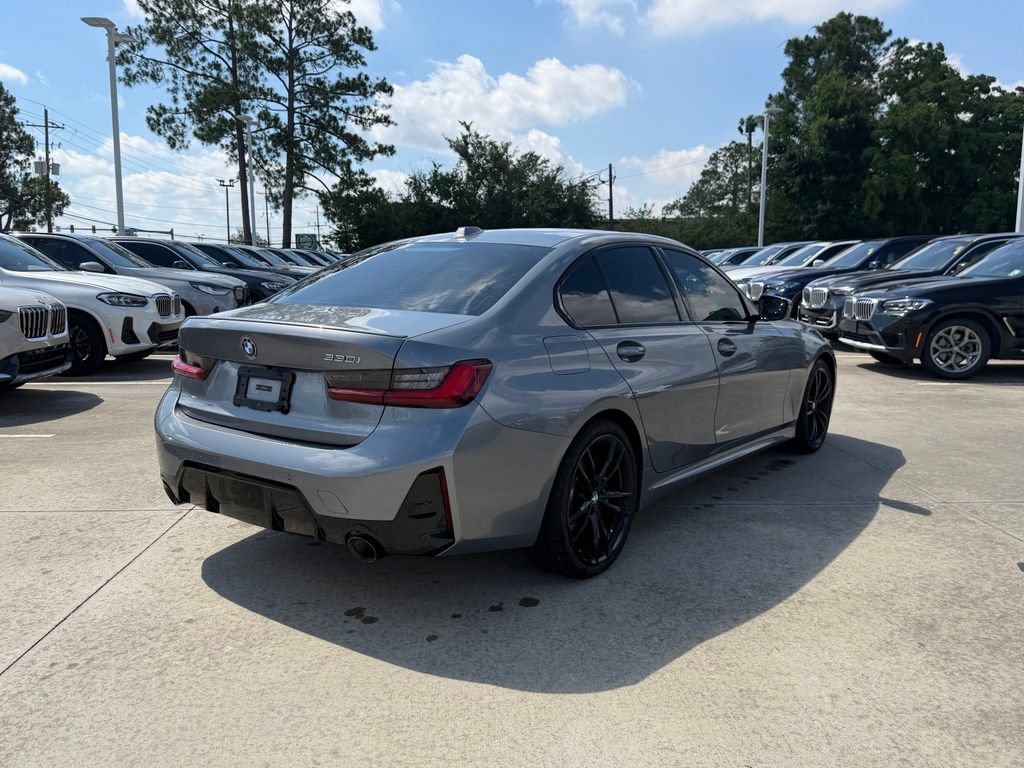 Certified 2023 BMW 330i Sedan w/ M Sport Package RWD image 5