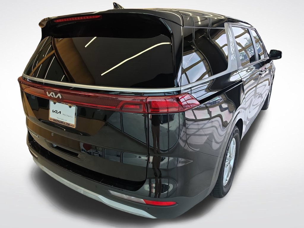 Certified 2022 Kia Carnival LX FWD image 6