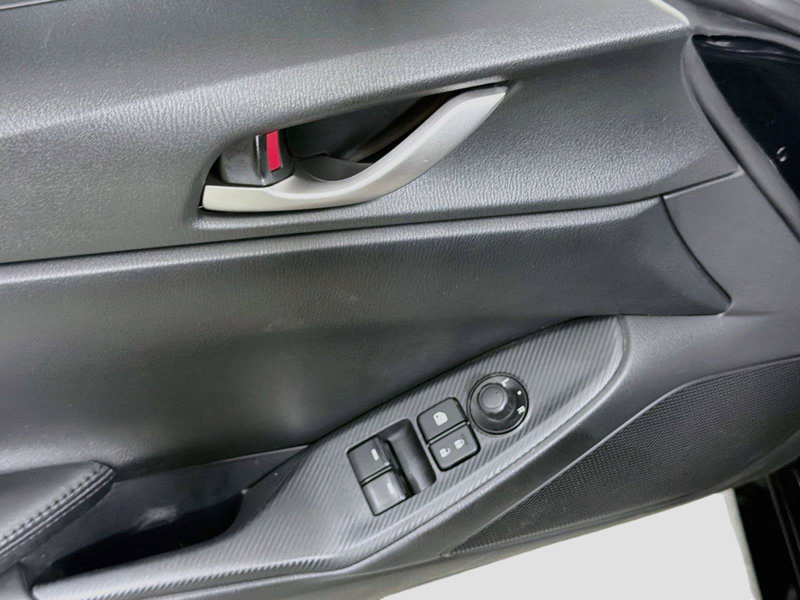 Used 2024 MAZDA MX-5 Miata Sport RWD image 18