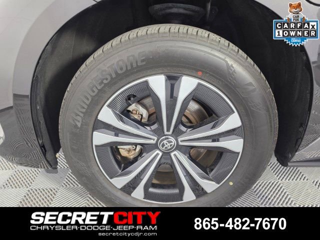 Used 2023 Toyota bZ4X XLE w/ Weather Package FWD image 9