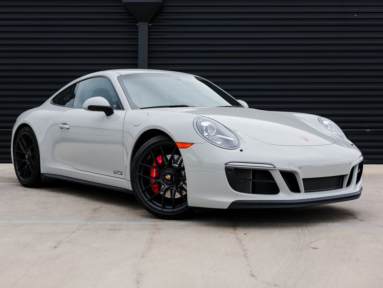 Certified 2018 Porsche 911 Carrera GTS image 9