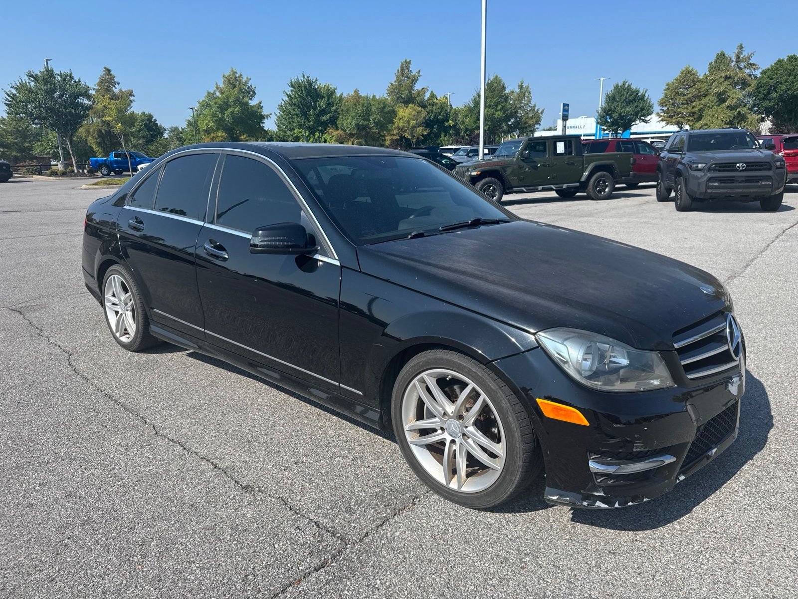Used 2014 Mercedes-Benz C 250 Sedan image 3