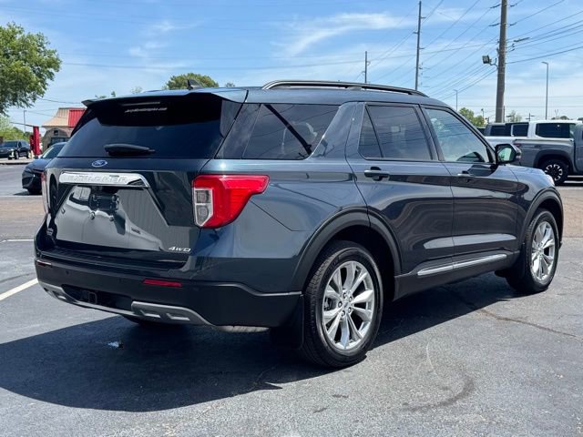 Used 2024 Ford Explorer XLT w/ Equipment Group 202A image 5