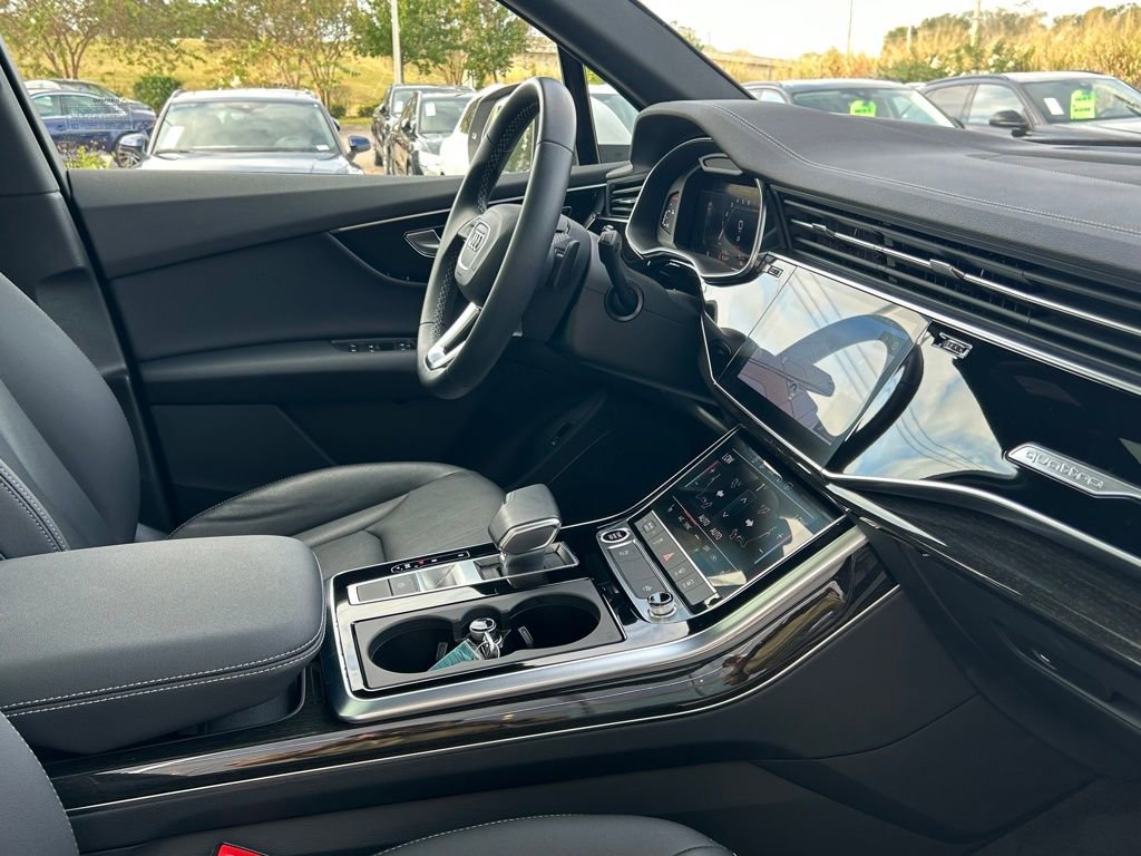 New 2025 Audi Q7 2.0T Premium w/ Convenience Package image 56