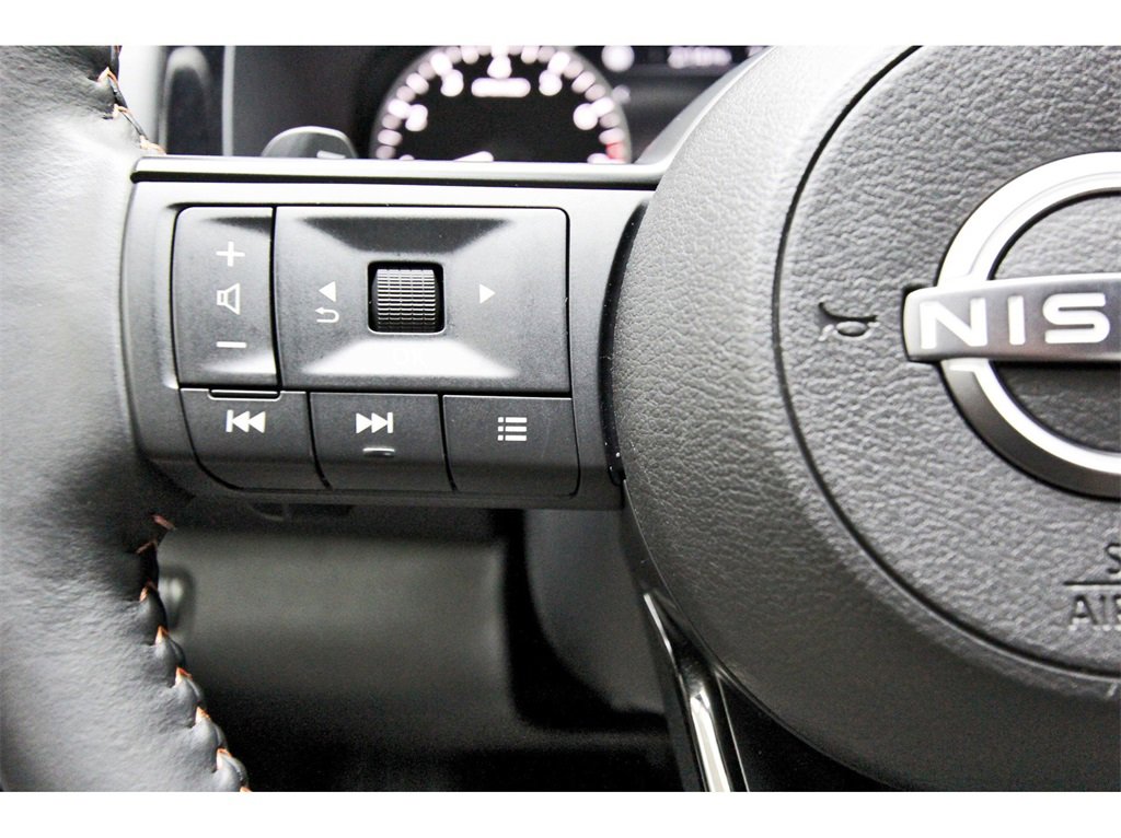 Used 2025 Nissan Pathfinder Rock Creek image 13