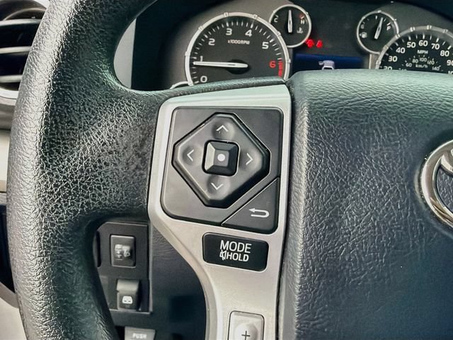 Used 2017 Toyota Tundra SR5 w/ SR5 Upgrade Package AWD/4WD image 32