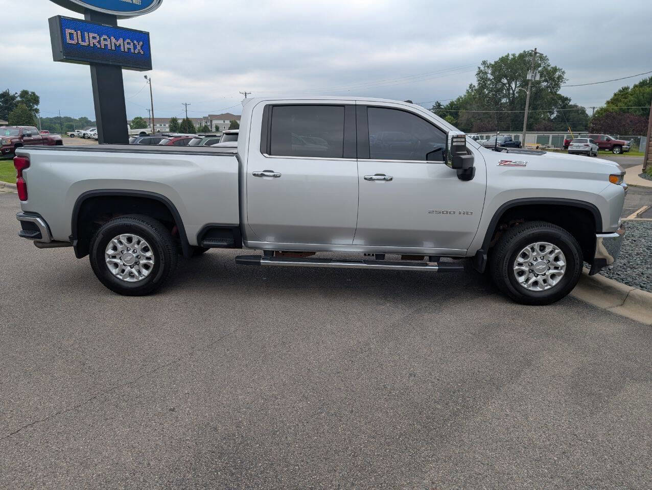 Used 2020 Chevrolet Silverado 2500 LTZ w/ LTZ Plus Package image 11