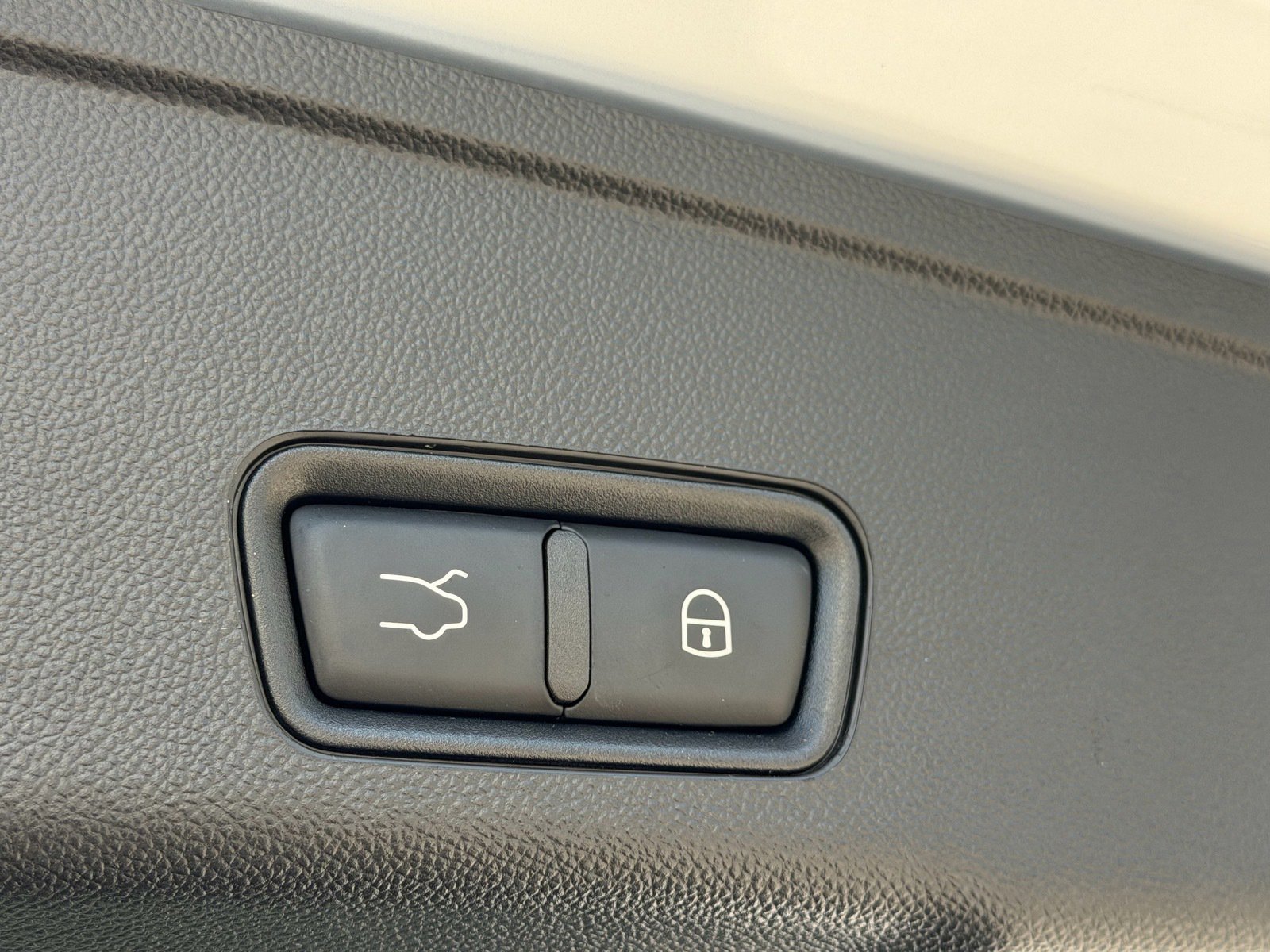 Used 2023 Maserati Grecale GT AWD/4WD image 15