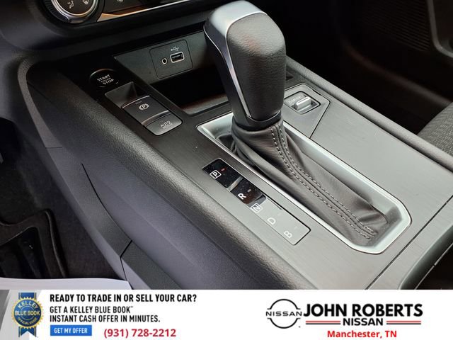 Certified 2025 Nissan Kicks S image 27