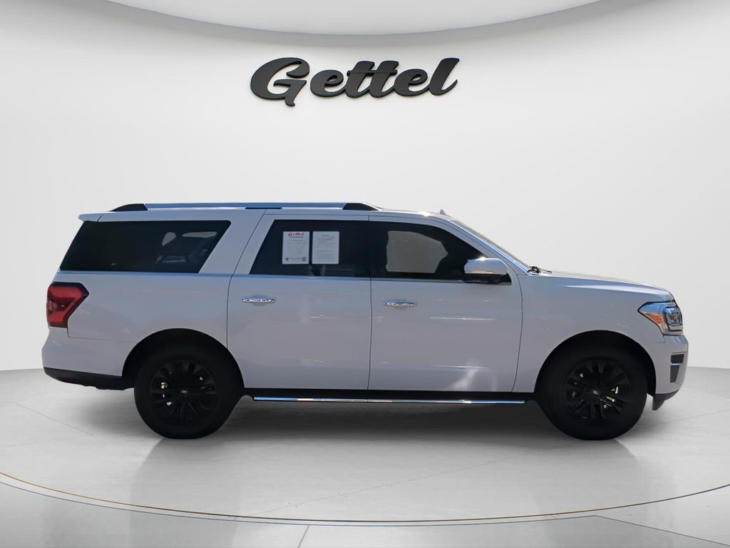 Used 2022 Ford Expedition Max Limited RWD image 3