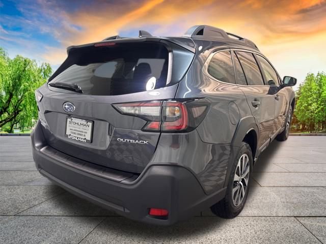 Certified 2025 Subaru Outback Premium image 4