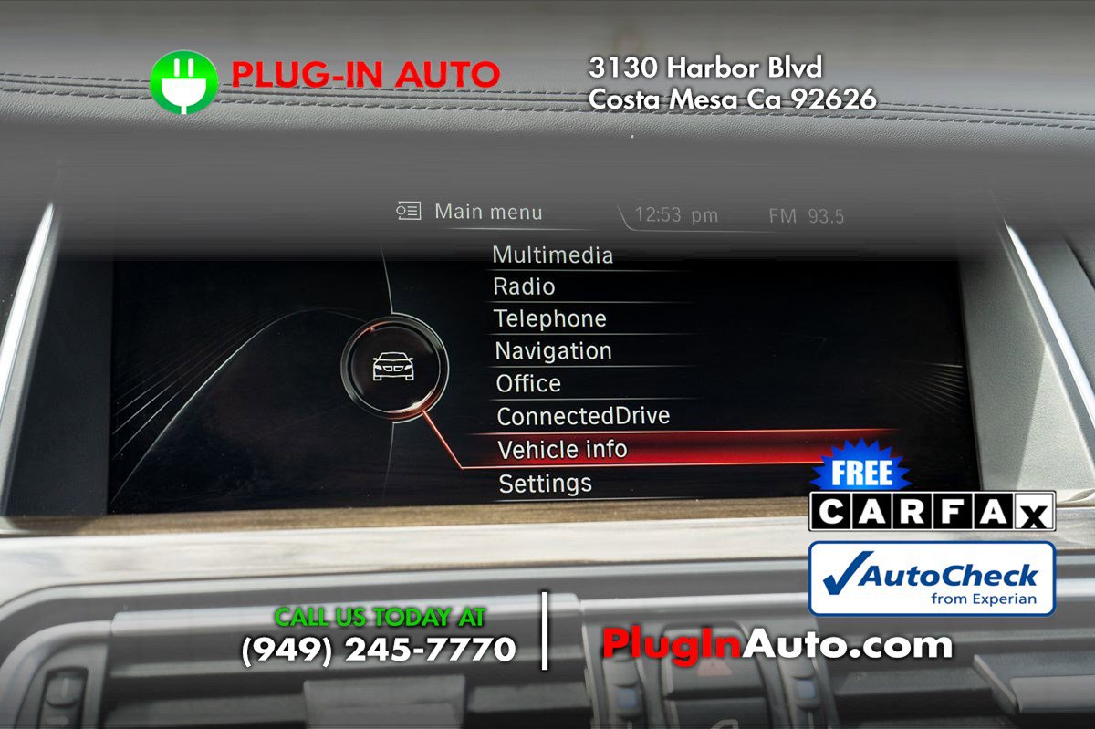 Used 2015 BMW 750i image 27