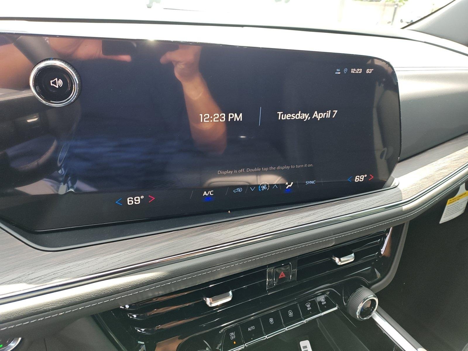 New 2026 Chevrolet Tahoe LS w/ LPO, Hit The Road Package AWD/4WD image 18