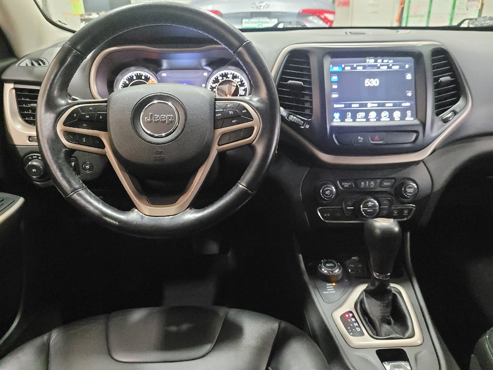 Used 2018 Jeep Cherokee Limited AWD/4WD image 22