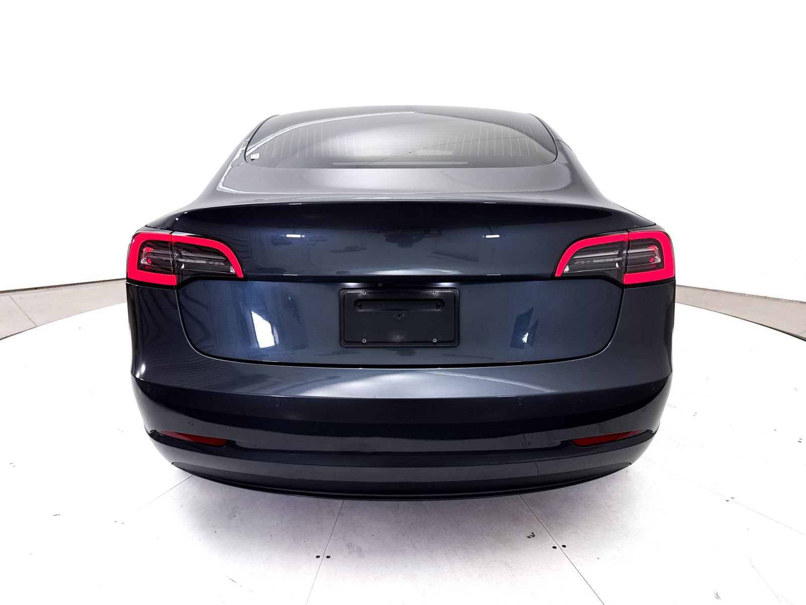 Used 2019 Tesla Model 3 Mid Range RWD image 17