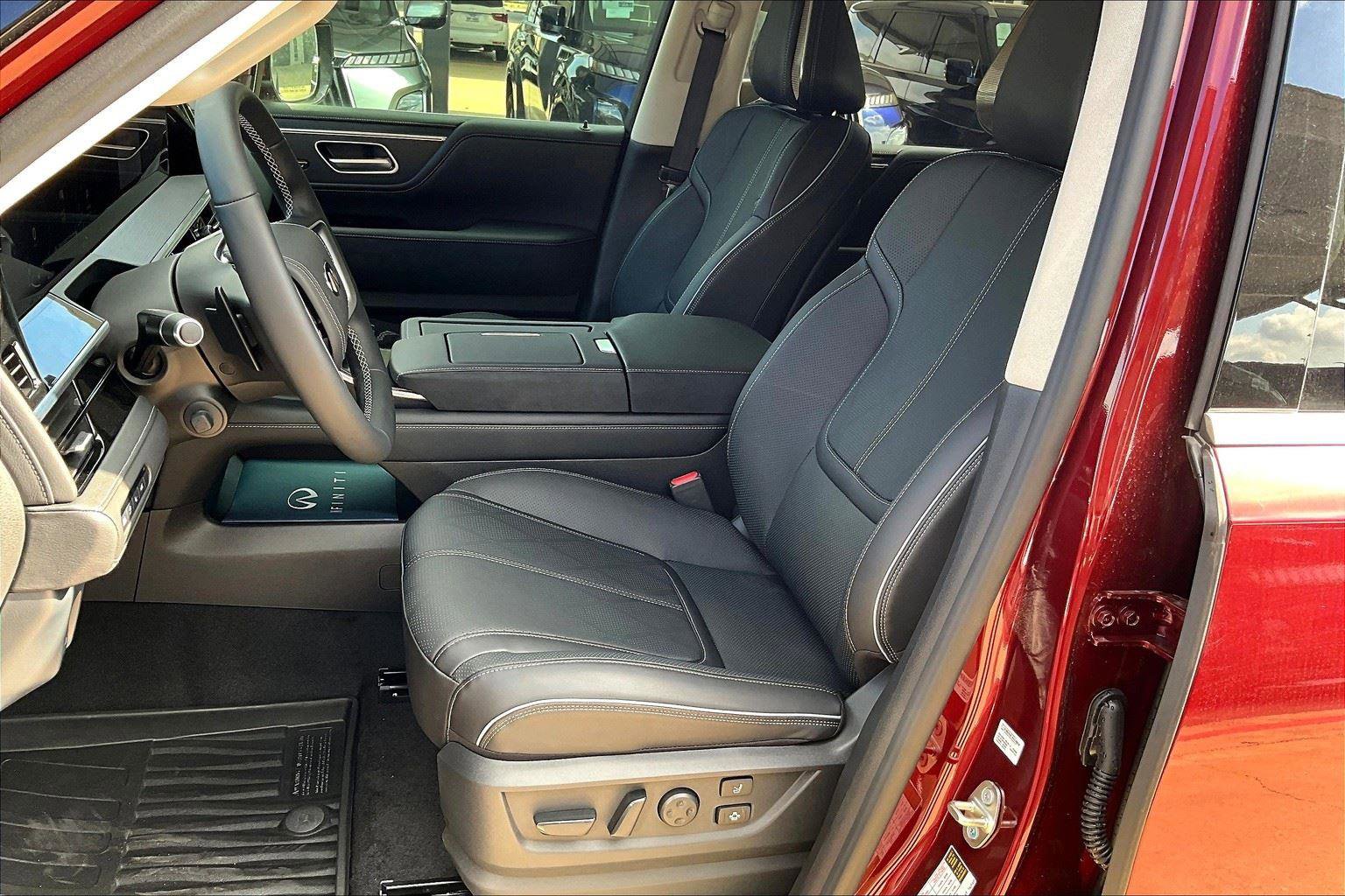 New 2025 INFINITI QX80 Sensory w/ Exterior Package image 24