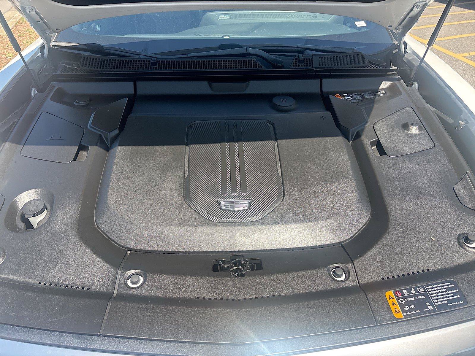 Used 2024 Cadillac Lyriq Tech RWD image 30