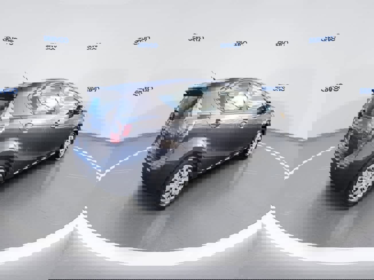 Used 2014 Toyota Prius C One FWD image 8