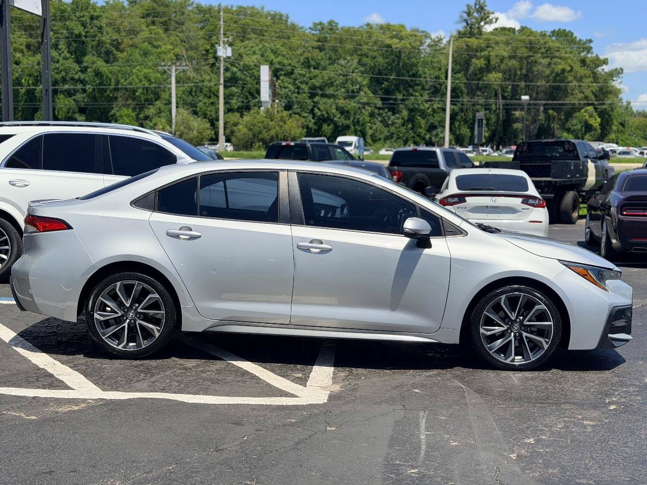 Used 2021 Toyota Corolla SE FWD image 8