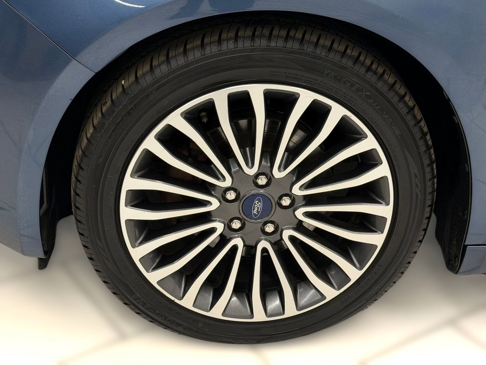 Used 2018 Ford Fusion Titanium image 10