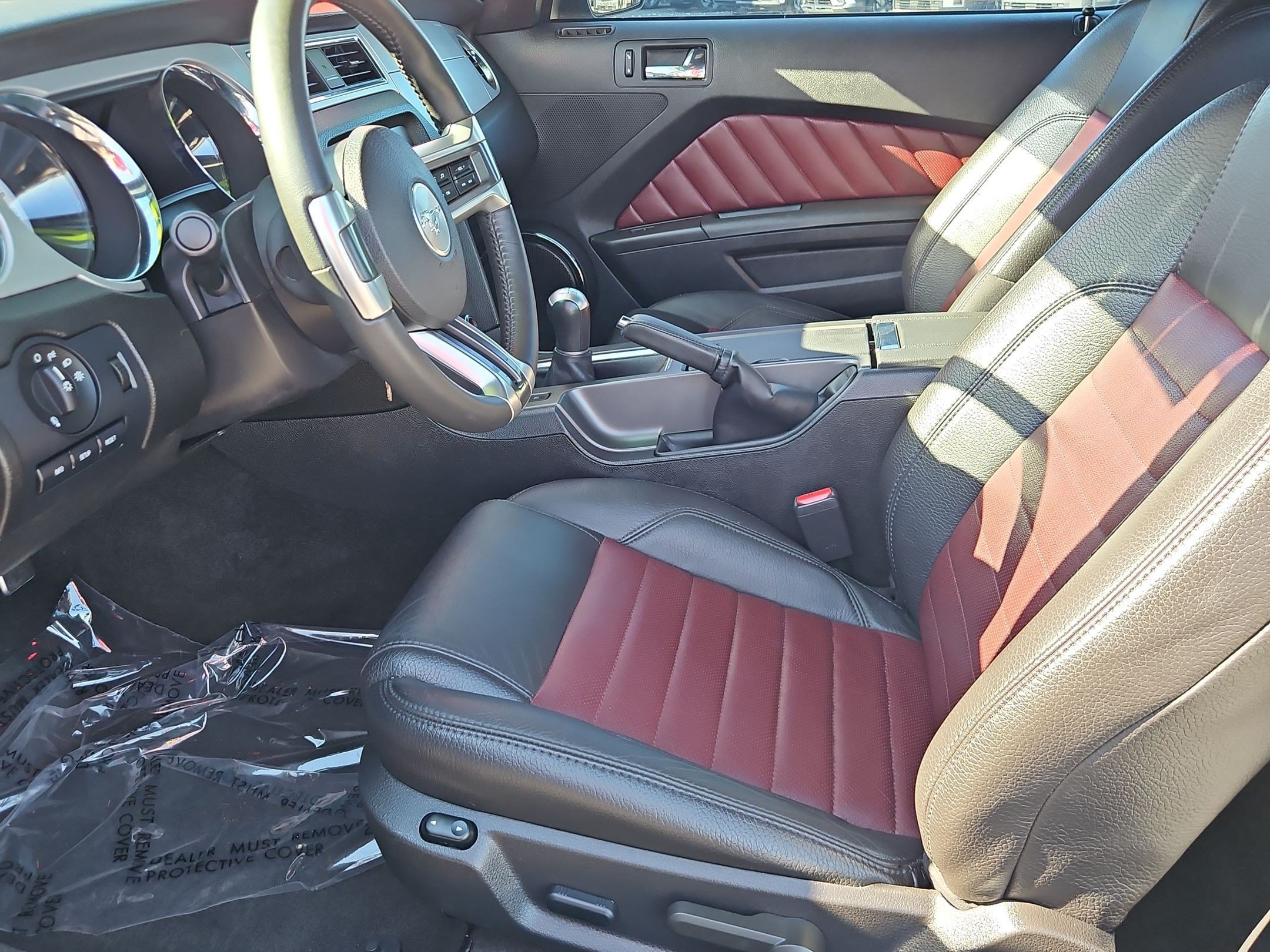 Used 2012 Ford Mustang Premium RWD image 19