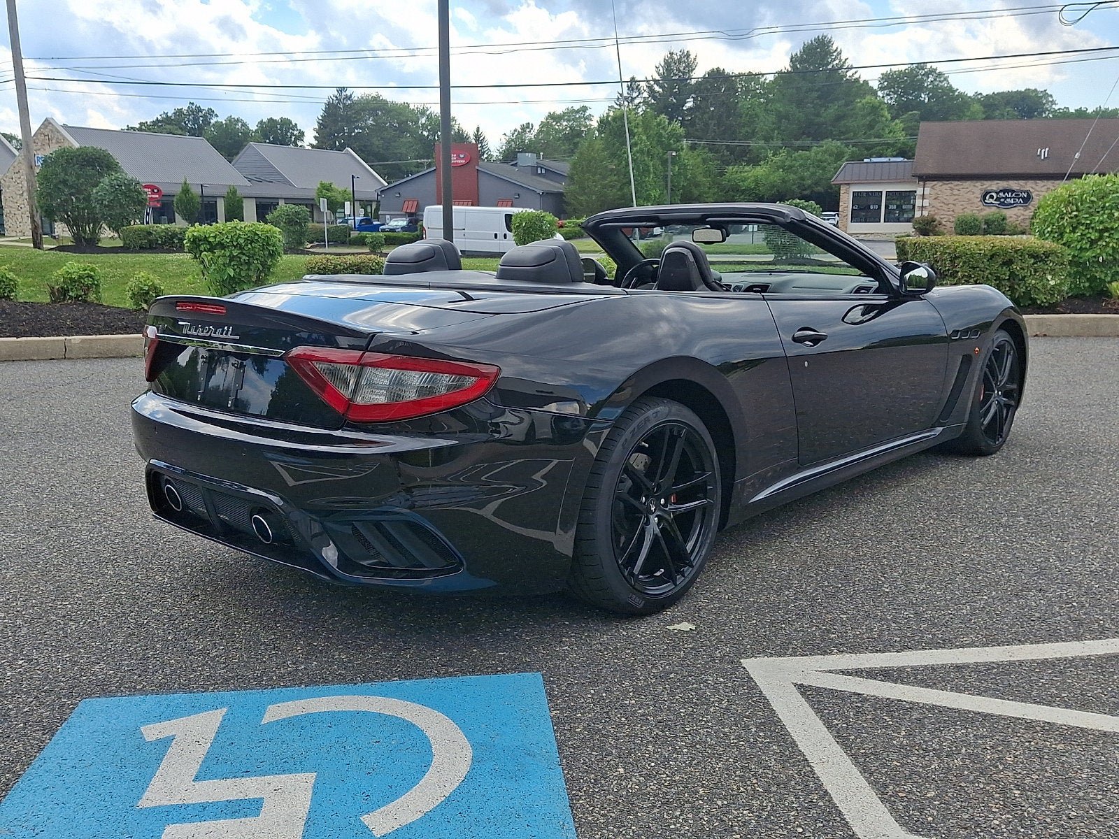 Used 2019 Maserati GranTurismo MC RWD image 4
