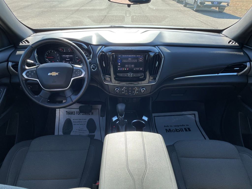 Used 2023 Chevrolet Traverse LT image 23