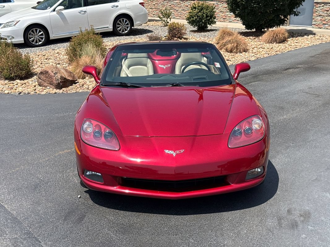 Used 2008 Chevrolet Corvette Convertible w/ Preferred Equipment Group RWD image 85