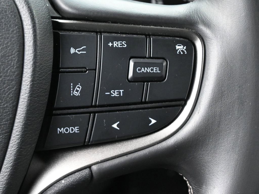 Used 2021 Lexus UX 250h w/ Accessory Package (Z2) AWD/4WD image 6