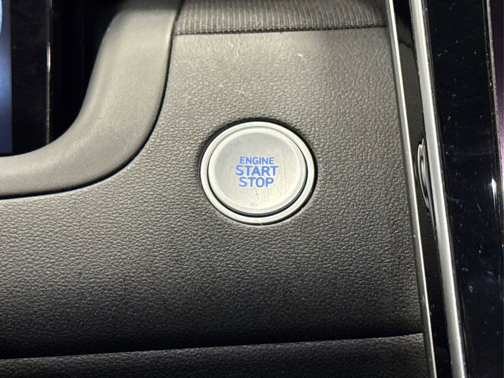 Used 2022 Hyundai Santa Cruz Limited image 27