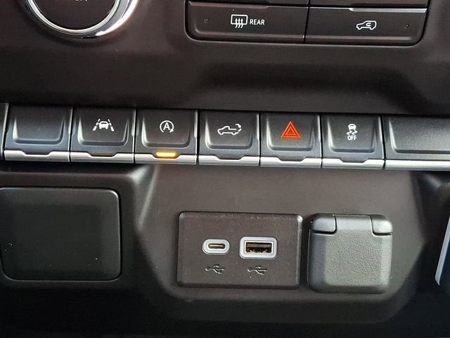 Used 2022 Chevrolet Silverado 1500 Custom image 24