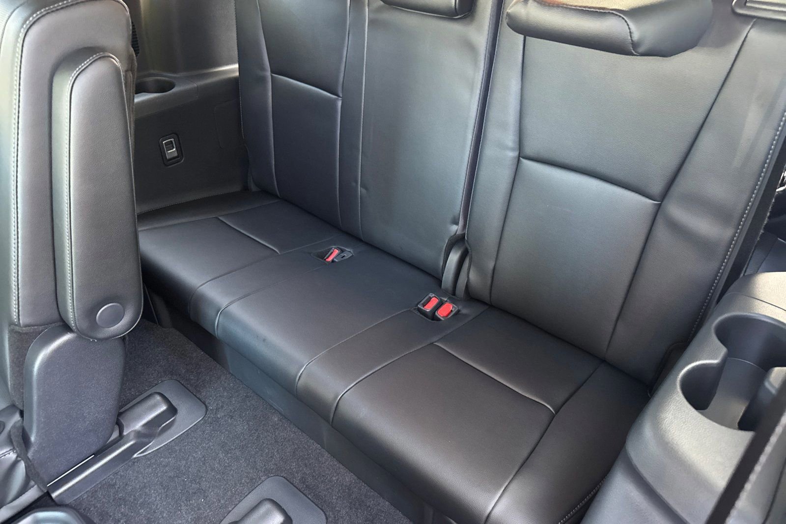 New 2026 Toyota Highlander Limited image 17