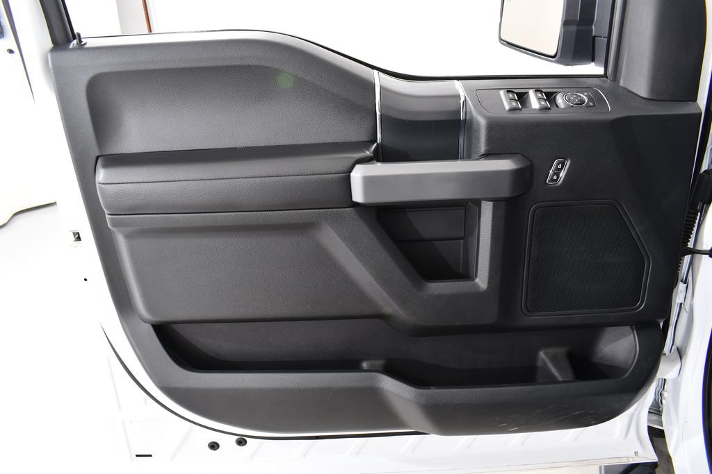 Used 2018 Ford F150 XLT w/ Equipment Group 302A Luxury AWD/4WD image 25